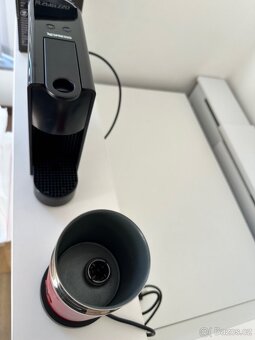 Kávovar Nespresso Essenza Mini + napěňovač mléka Aeroccino - 5