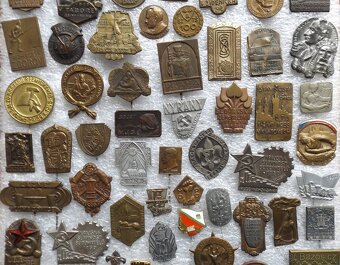 odznaky - různé druhy - 5