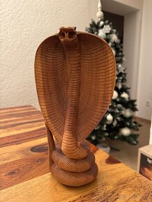 Dřevěná socha kobry 30cm - 5