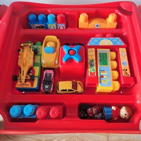 Mega Bloks - Skládací hrací stůl s kostkami - 5