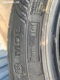 NOVÉ zimní pneu Dunlop 225/55/17 97 H - 5