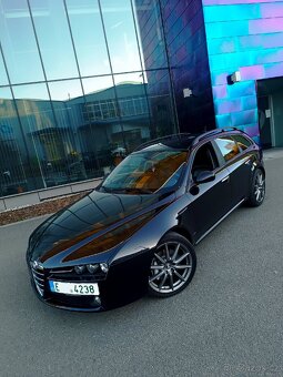 Alfa Romeo 159 3.2Jts 191kw 4x4 Elegante - 5