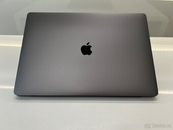 Apple MacBook Pro 16" 2019 i7 / 16GB / 512 SSD - 5