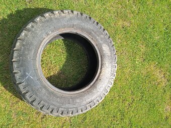Pneu 10.0/75-15.3 - 5
