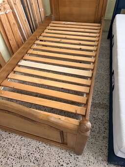 Krásná rustikální postel jednolůžko 90x200 komplet - 5