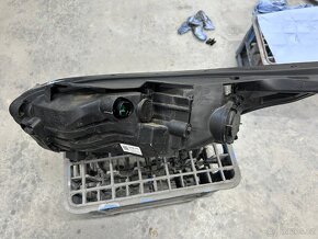 Kia Ceed III pravé přední světlo - 5
