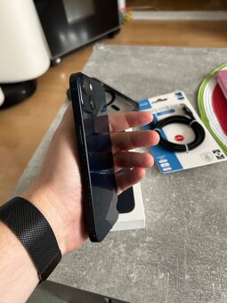 Prodám iPhone 13 128gb - 5