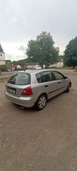 Osobní automobil – Honda civic 7.g hatchback - 5