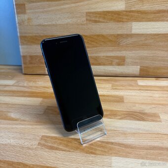 iPhone SE 2020 64GB, černý (12 měsíců záruka) - 5