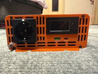 DATOUBOSS 12/24/36/48/60/72V-220V 2000W Čistý sinus - 5