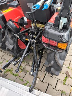 Traktor LAND X 254 na SPZ 4x4,  25 koní TOP cena - 5