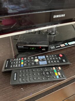 32" Samsung UE32B7000 Full HD + set top box sencor - 5