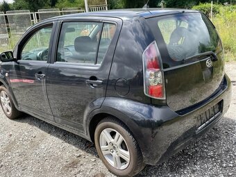 Daihatsu Sirion 1.3i,r.2008, nová STK, klima - 5