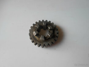 Prodam KOLEČKA PŘEVODOVKY 125/984 - 5