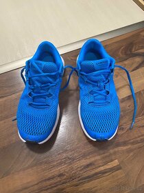 UNDER ARMOUR - juniorská obuv, délka stélky 25cm - 5