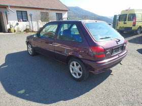 FORD FIESTA 1.3i - 5