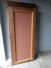 Starožitné zrcadlo v dřevěném ramu - 5