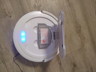 ROBOTICKÝ VYSAVAČ SYMBOD30OwW - 5