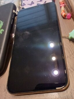 Iphone 11pro 256gb + Apple MacBook Air (Mid 2013 - 5