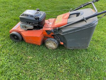 sekačka zahradní benzínová husqvarna sekačka na trávu - 5