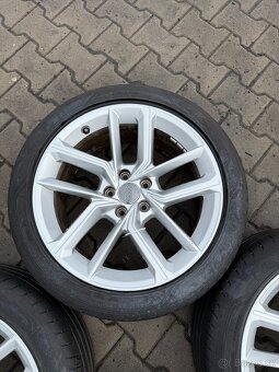 Kompletní alu Audi A5 5x112r18 + 245/40r18 letní - 5