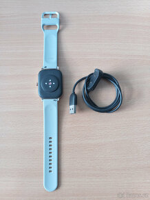 Amazfit GTS zlaté, trochu použité, nepoškrabané, pěkný stav. - 5