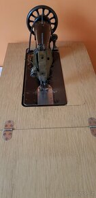 Starožitný ŠICÍ STROJ SINGER rok výroby cca 1909 - 5