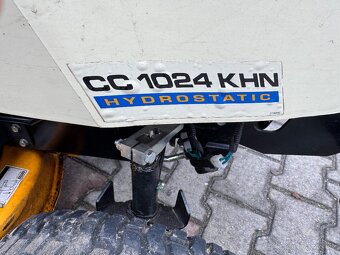 Zahradní traktůrek cub cadet 24 ps - 5