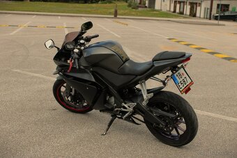 Yamaha YZF-R125 - 5