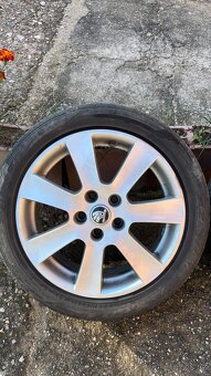 Letní 225/45/17 Borbet 7jx17 5x112 - 5