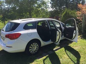 Náhradní díly Opel Astra J Sports Tourer 2015 - 5