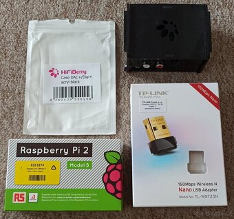 Raspberry Pi2 + TP Link Wireless N USB adapter + HiFiBerry - 5