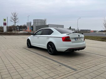 Octavia RS - 5