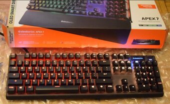 SteelSeries Apex 7, magnet. podložka, OLED display,USB hub - 5