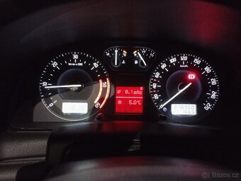 Škoda Superb 2.0 TDI 103kW - 5