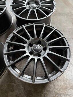 BMW-Oz Racing Superturismo R18 - 5