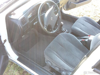 Nissan Sunny 1,6 SLX 1992 - 5