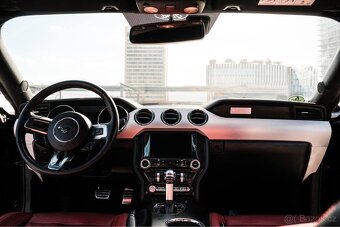 Ford Mustang 5.0 - 5
