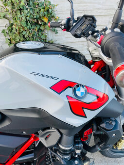BMW R1200R LC r.v.2016 najeto 41tis km Akrapovič - 5