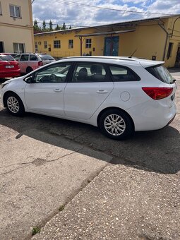 Kia Cee’d 1.6 CRDI - 5