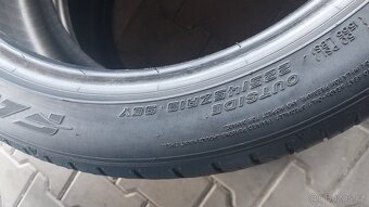 Prodám 2 x letní pneu Falken 225/45/19 - 5
