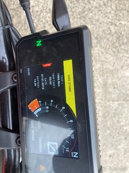 Ktm Duke 390 rok 2023 pouze 1990 km - 5