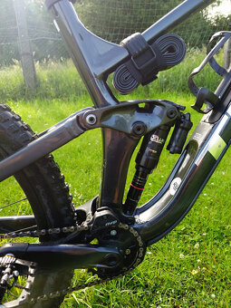 Trek Slash 8 2022 - 5