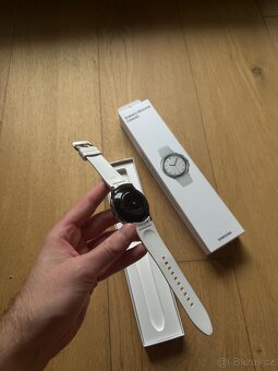 Samsung Galaxy Watch 4 Classic 42mm LTE - 5