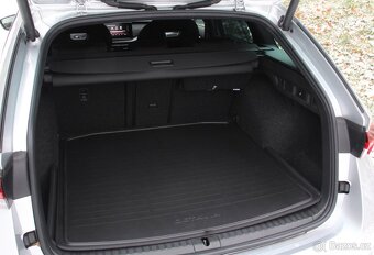 ŠKODA OCTAVIA IV COMBI-OBOUSTRANNÝ KOBEREC ORIGINAL - 5