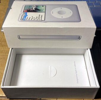 Prodám mixpult Alesis iMultimix8 USB a iPod classic 120 Gb - 5