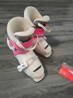 Dívčí lyžáky 18/19 - 5