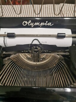 Psací stroj Olympia 40 léta - 5