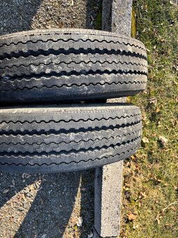 Pneu 205/75 R 17,5 - 5