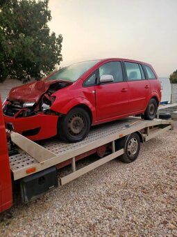 Rozpredam Opel Zafira B 1.9Cdti 88kw automat - 5